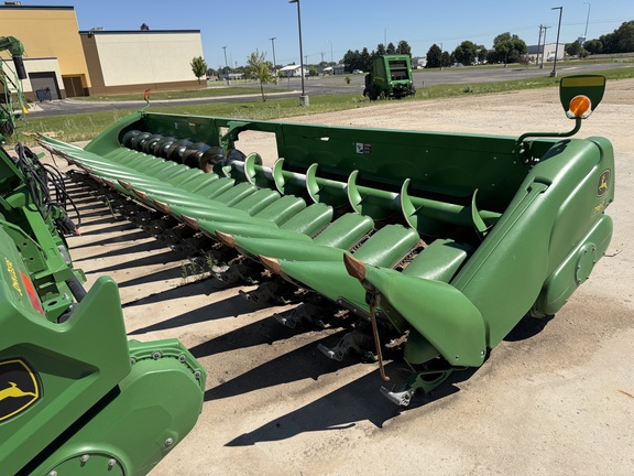  John Deere 718C