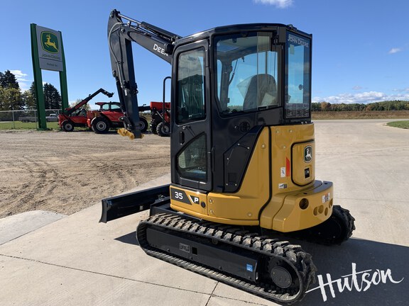 Photo of 2024 John Deere 35 P