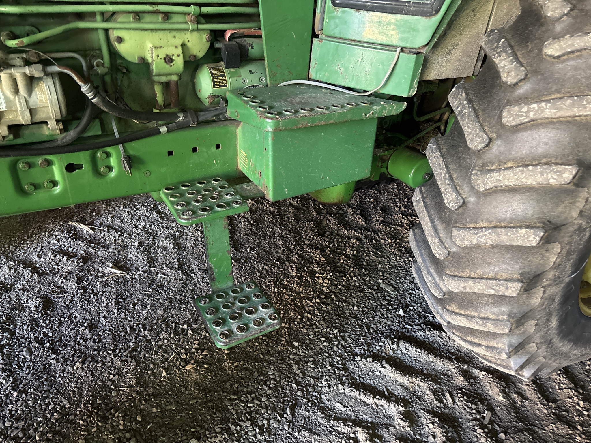 Used 1983 John Deere 4250 Row Crop Tractors at Koenig Equipment in Anna, OH - PhotoXL8