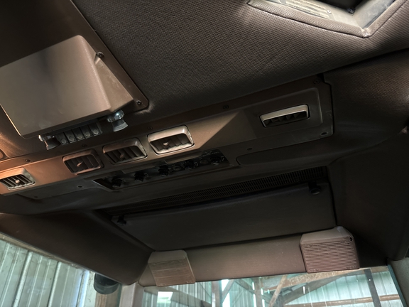 Used 1983 John Deere 4250 Row Crop Tractors at Koenig Equipment in Anna, OH - Photo18