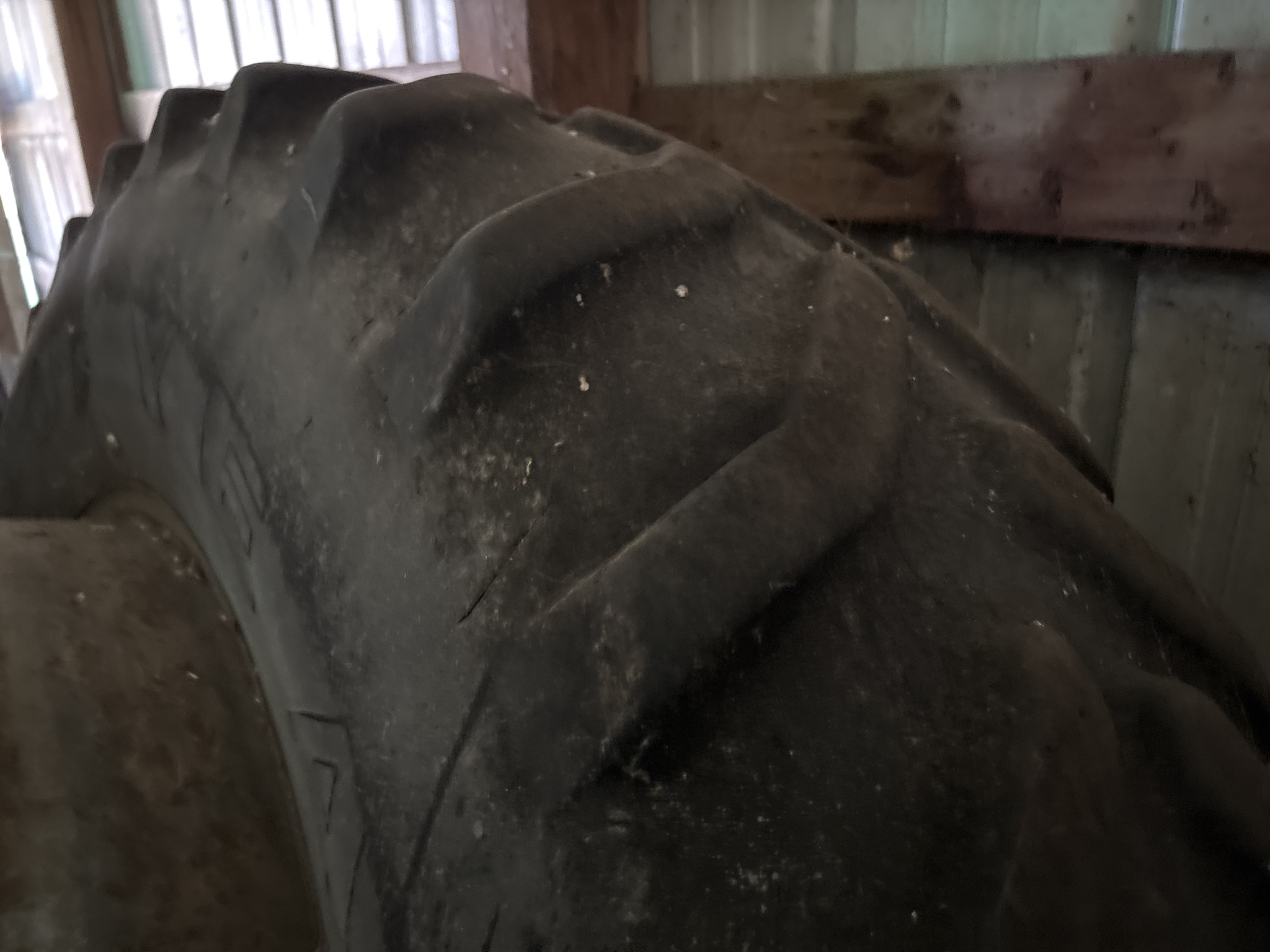 Used 1983 John Deere 4250 Row Crop Tractors at Koenig Equipment in Anna, OH - PhotoXL23