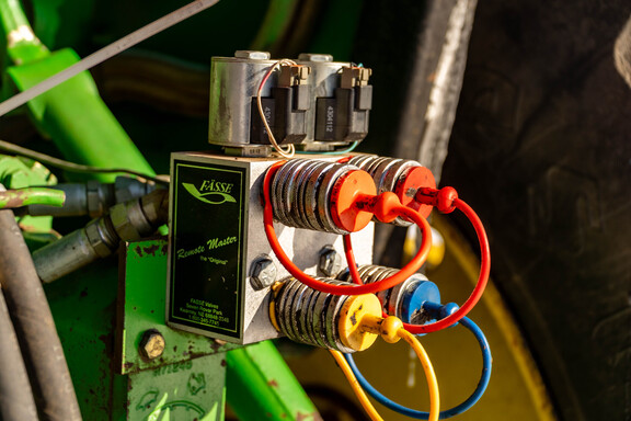 Used 1983 John Deere 4250 Row Crop Tractors at Koenig Equipment in Anna, OH - Photo16