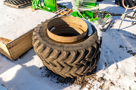 Used 1983 John Deere 4250 Row Crop Tractors at Koenig Equipment in Anna, OH - Photo31