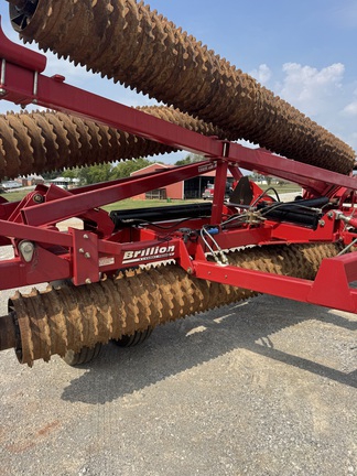 2015 John Deere 2210