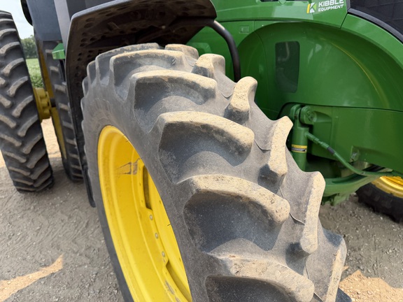 2024 John Deere 7R 210 - Photo12