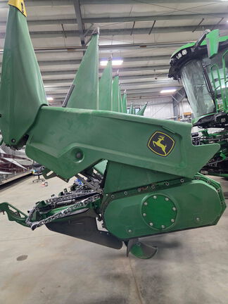 2021 John Deere C12F - Photo11
