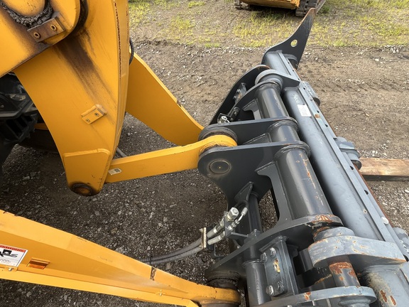 2023 Liebherr 848HV