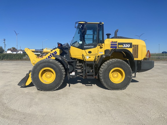 2022 Komatsu WA320