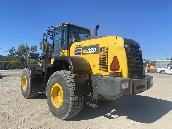 2022 Komatsu WA320
