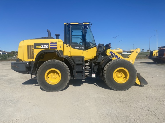 2022 Komatsu WA320