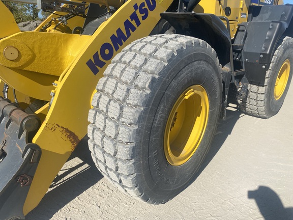 2022 Komatsu WA320