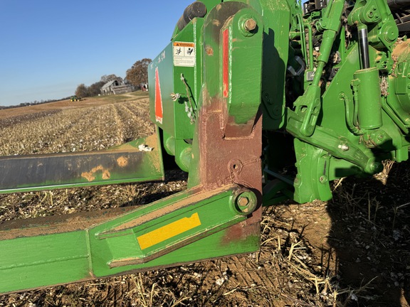 2019 John Deere CM1100