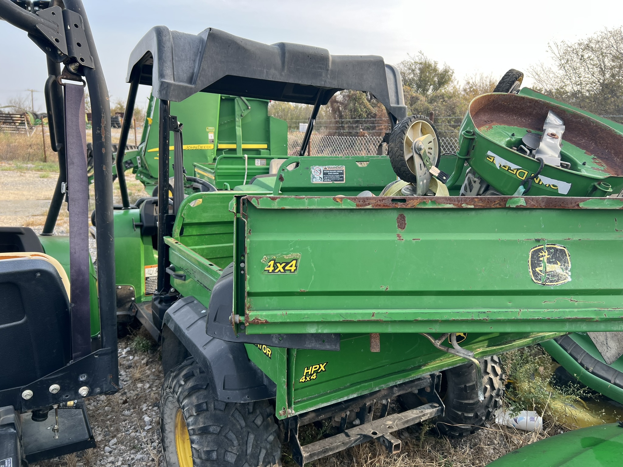 2004 John Deere HPX 4X4 Image 1