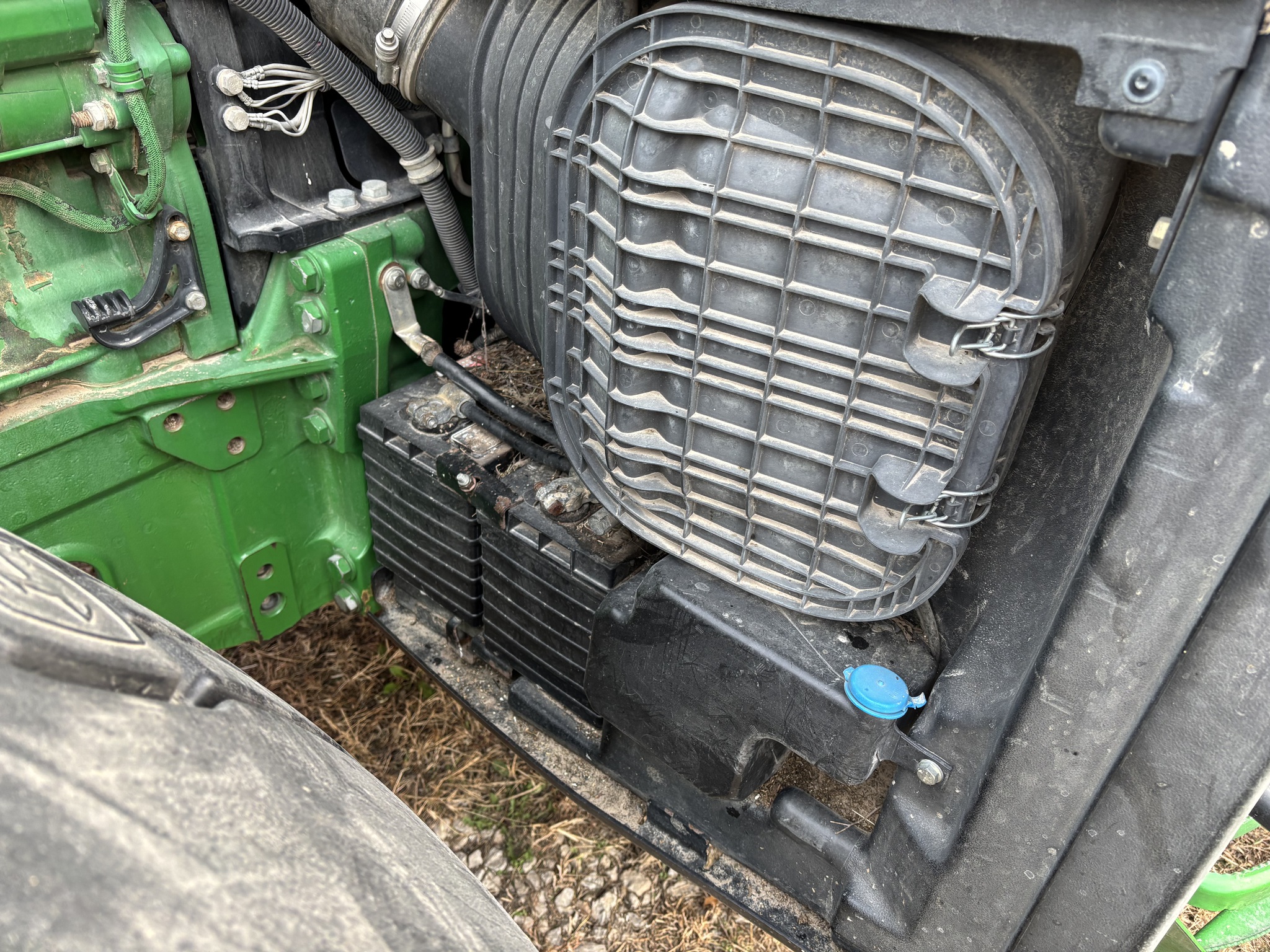  2012 John Deere 7200R at Heritage Tractor in Clinton, MO