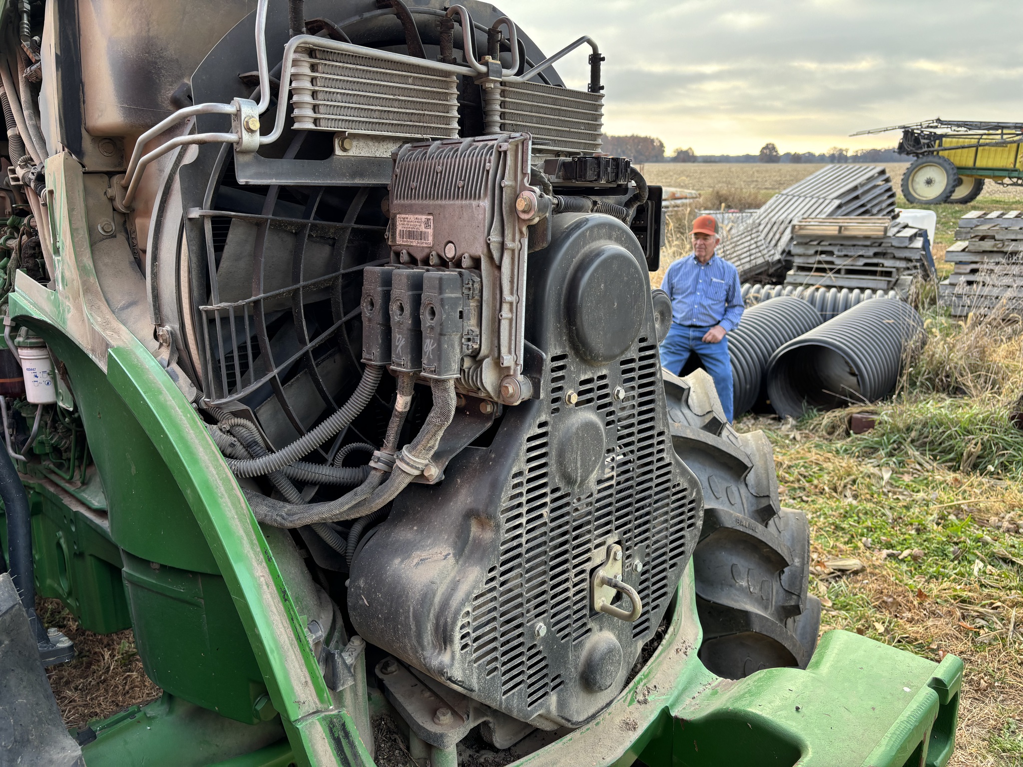  2012 John Deere 7200R at Heritage Tractor in Clinton, MO