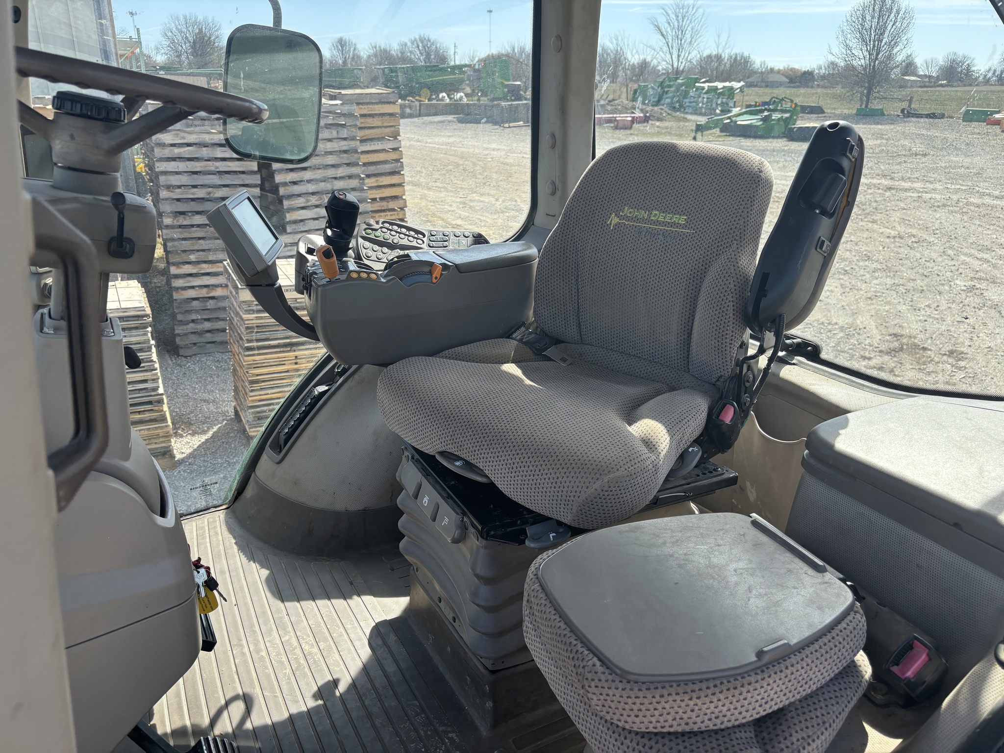  2012 John Deere 7200R at Heritage Tractor in Clinton, MO