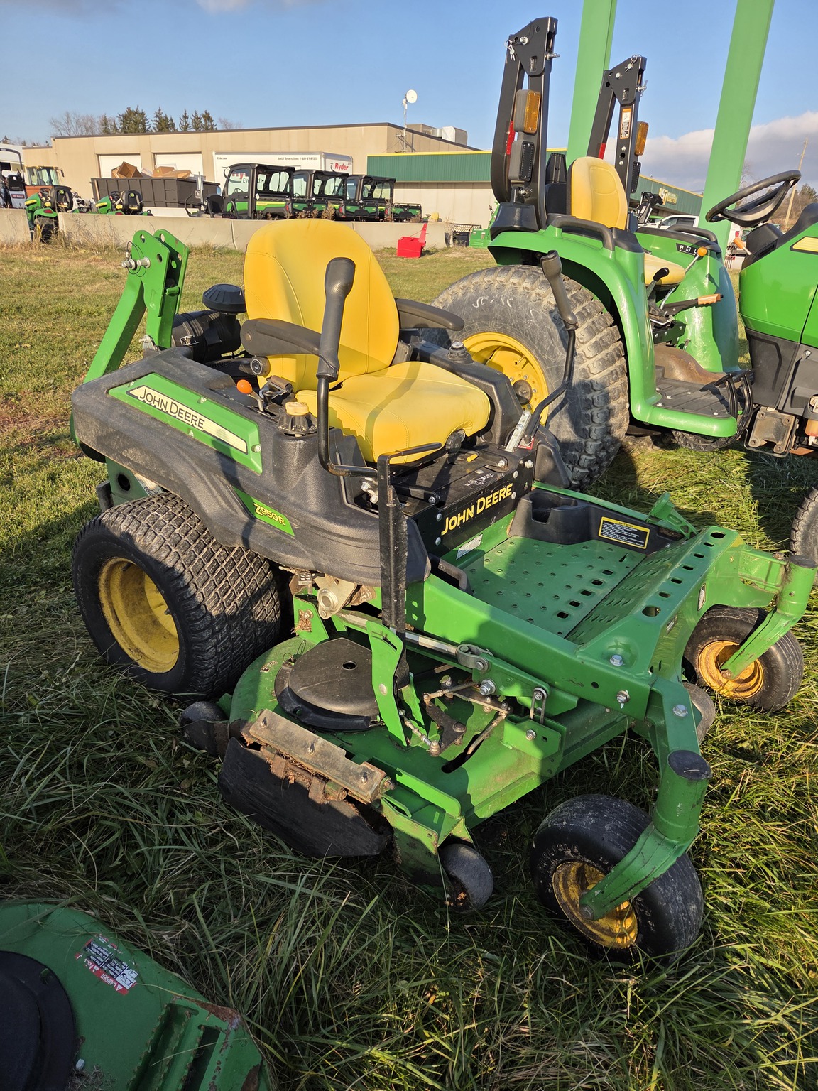2015 John Deere Z950R Image 5