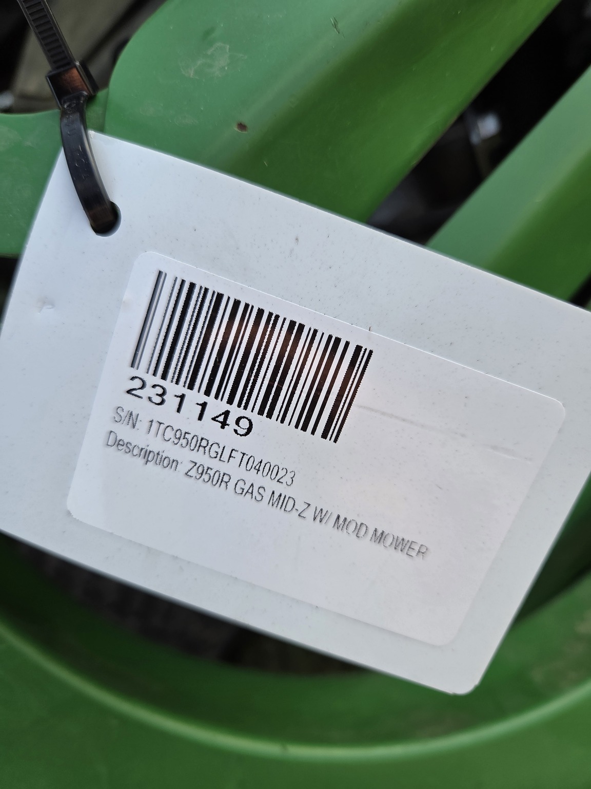 2015 John Deere Z950R Image 3