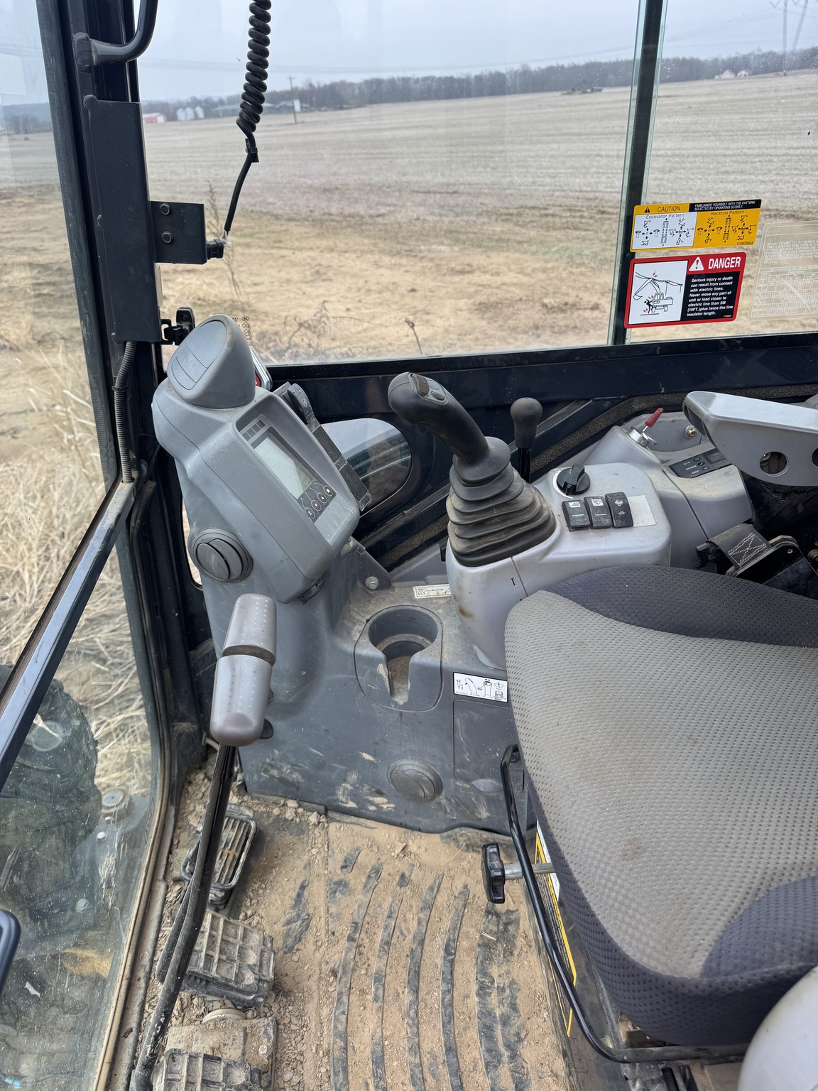 2019 John Deere 35G Image 3