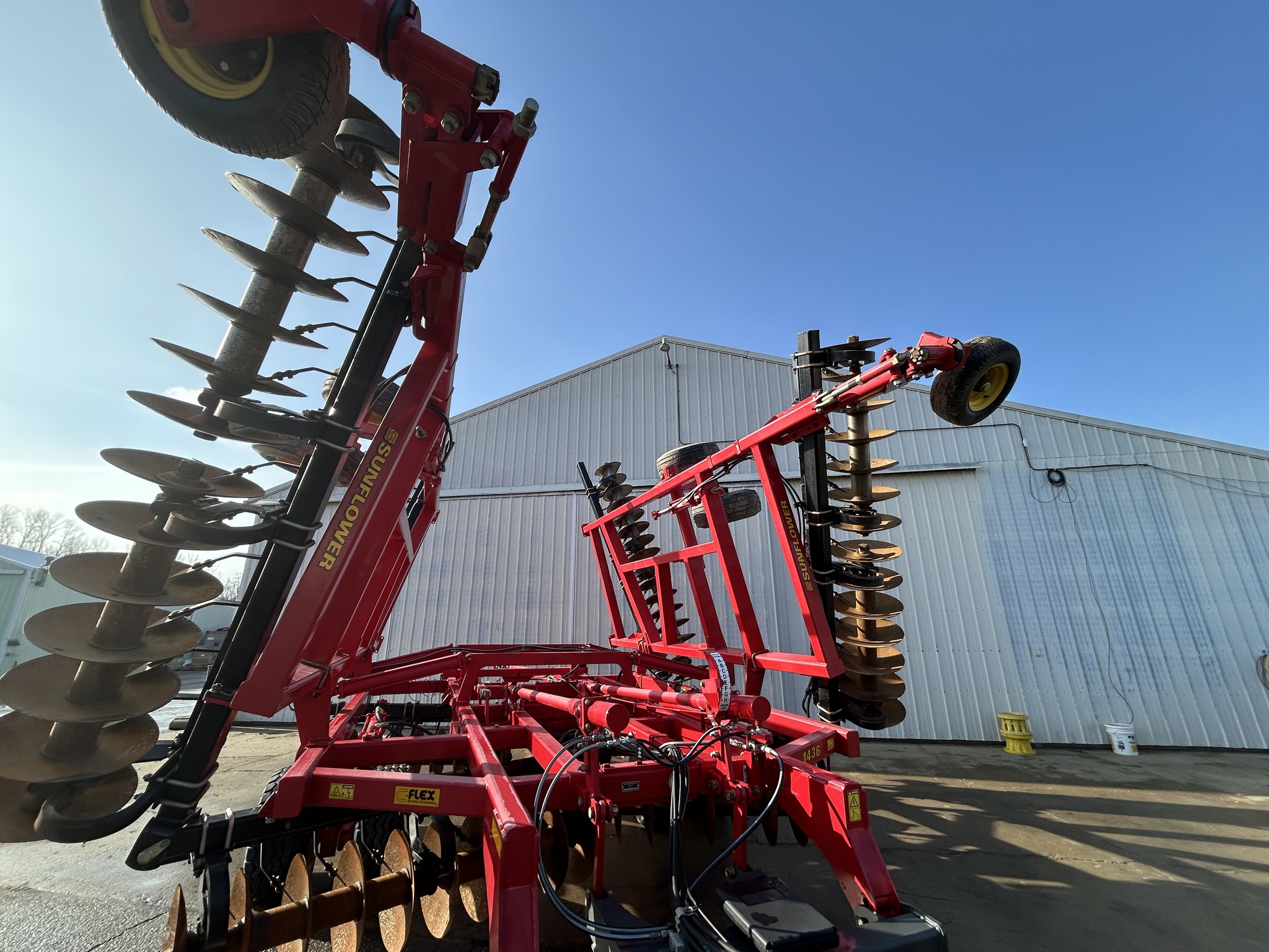 2015 Sunflower 1436 Image 9