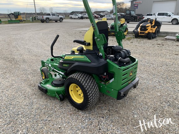 Photo of 2025 John Deere Z930M