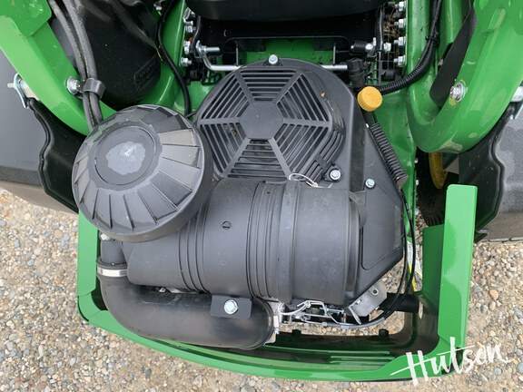 Photo of 2025 John Deere Z930M