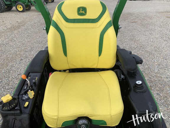 Photo of 2025 John Deere Z930M