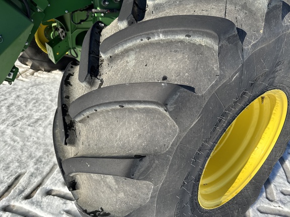 Used 2025 John Deere X9 1000 Combines at Horizon Ag & Turf in Lloydminster, AB - Photo11