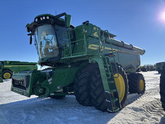  John Deere X9 1000