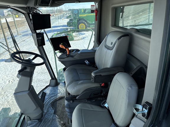 Used 2025 John Deere X9 1000 Combines at Horizon Ag & Turf in Lloydminster, AB - Photo12