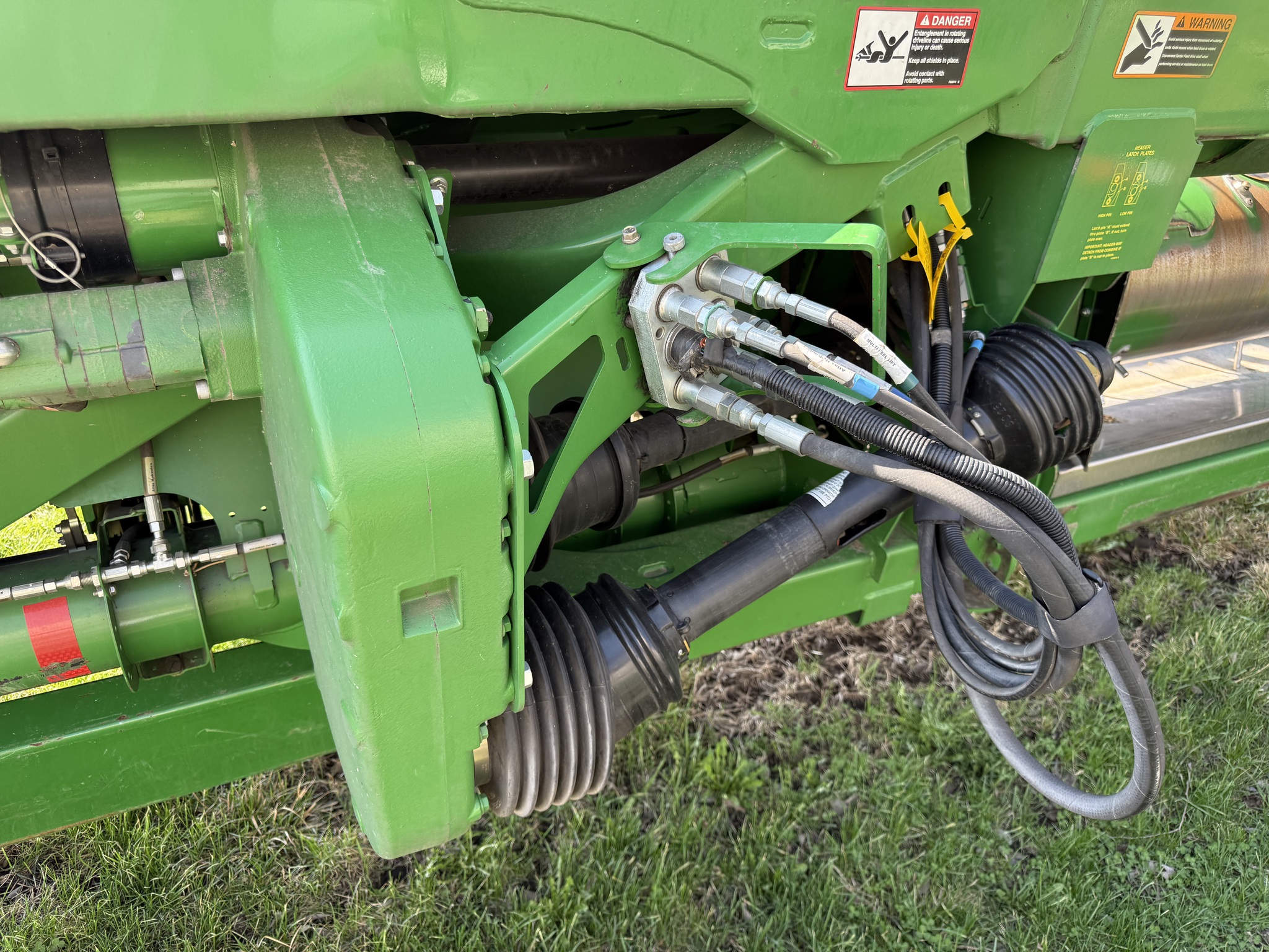  2014 John Deere 640FD at Heritage Tractor in Pontiac, IL