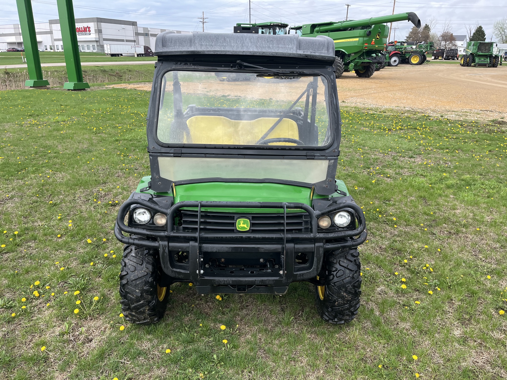  2014 John Deere XUV 825I GREEN at Heritage Tractor in Princeton, IL