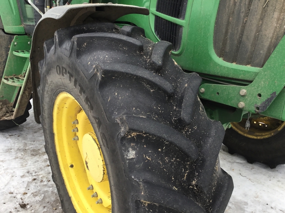 2011 John Deere 7330 - Photo6