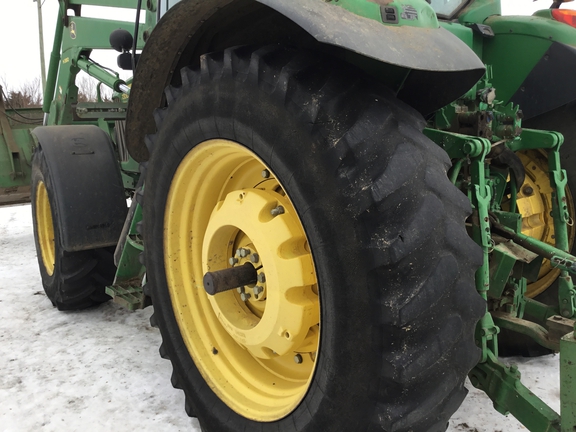 2011 John Deere 7330 - Photo10