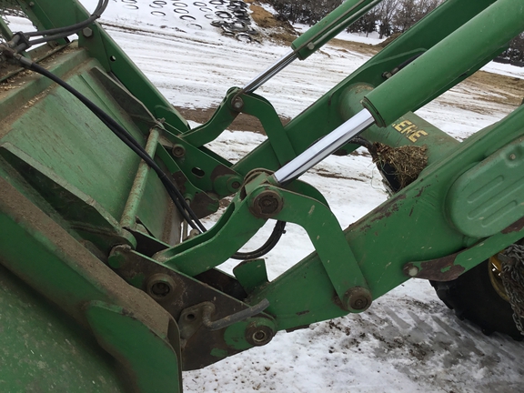 2011 John Deere 7330 - Photo23