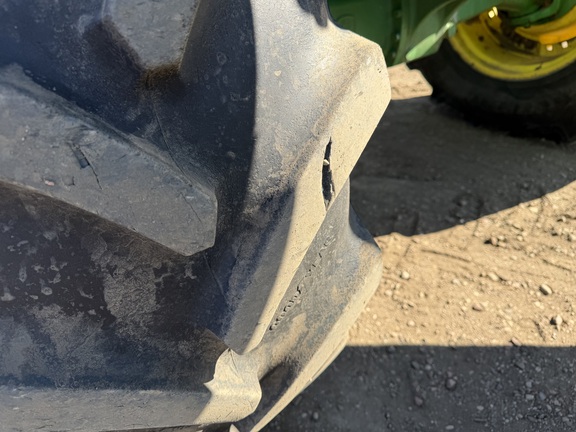 2011 John Deere 7330 - Photo13