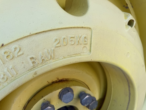 2011 John Deere 7330 - Photo17