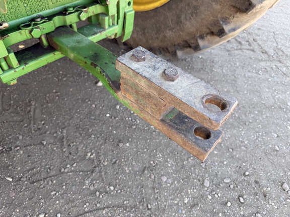 2011 John Deere 7330 - Photo40