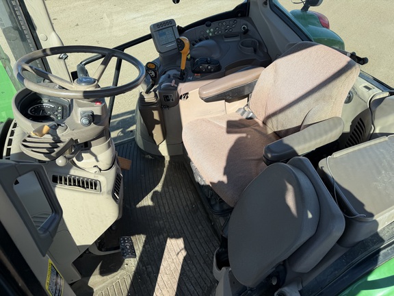 2011 John Deere 7330 - Photo42