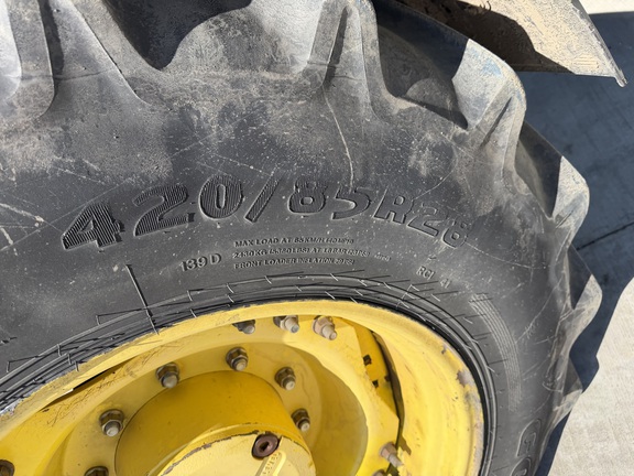 2011 John Deere 7330 - Photo9