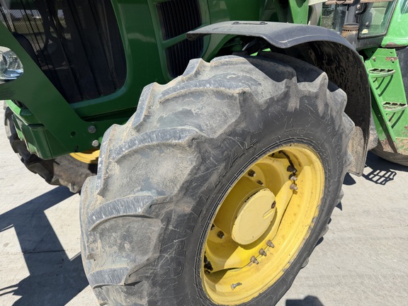 2011 John Deere 7330 - Photo10