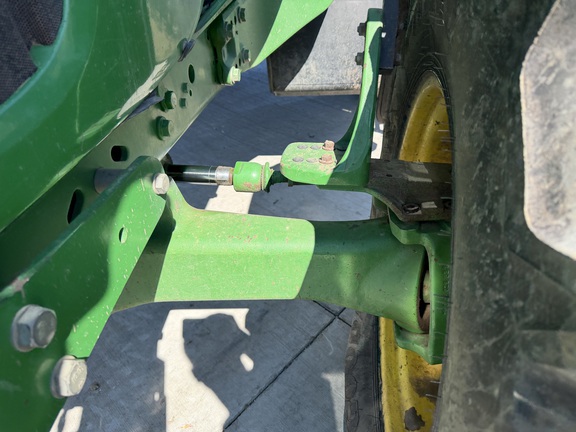 2011 John Deere 7330 - Photo11