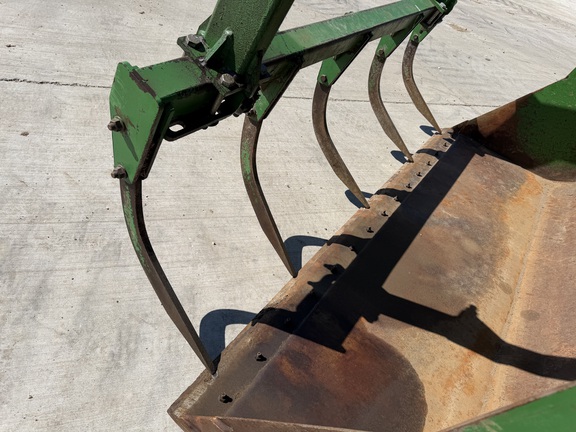 2011 John Deere 7330 - Photo27