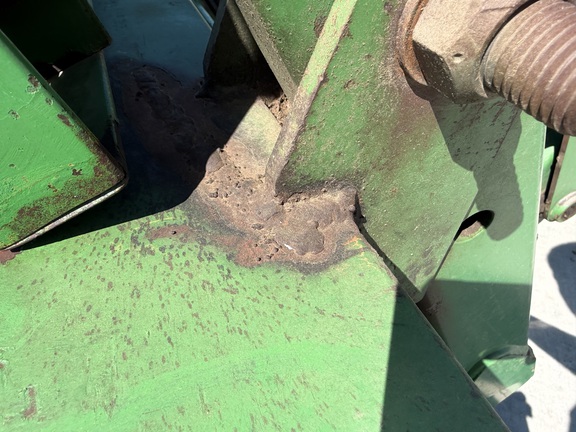 2011 John Deere 7330 - Photo32