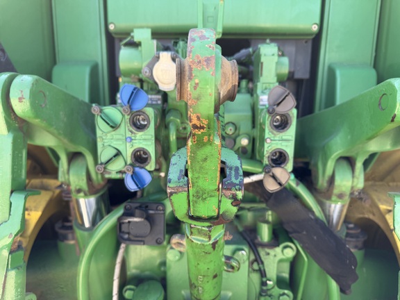 2011 John Deere 7330 - Photo35