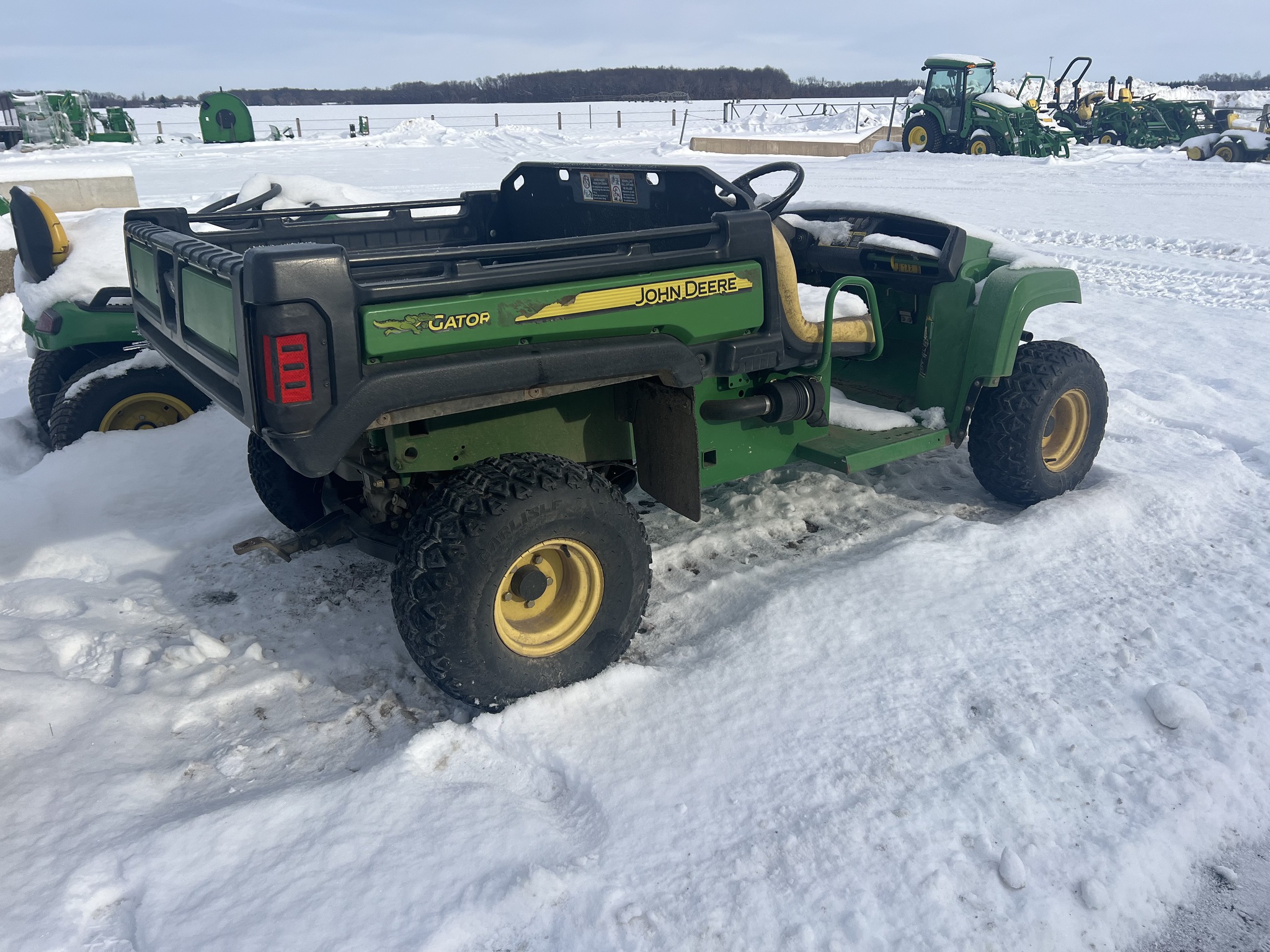 2010 John Deere TX 4X2 Image 3