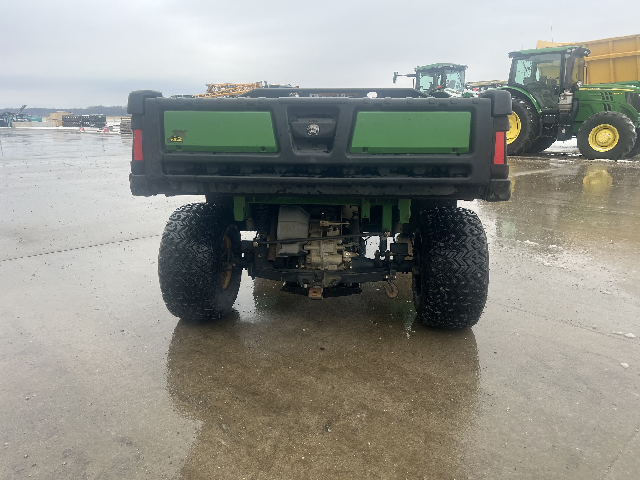 2010 John Deere TX 4X2 Image 4