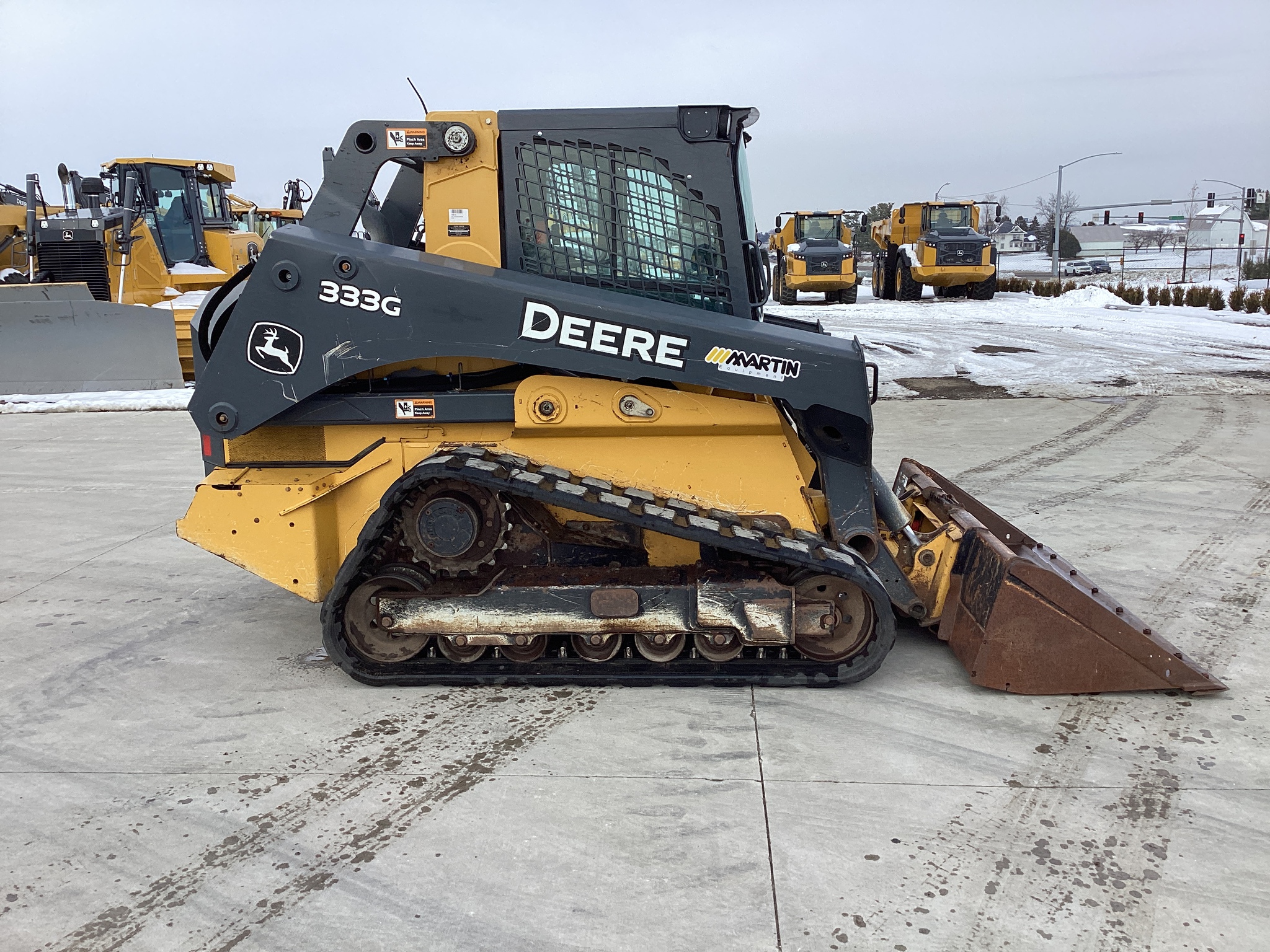 2018 John Deere 333G Image 1