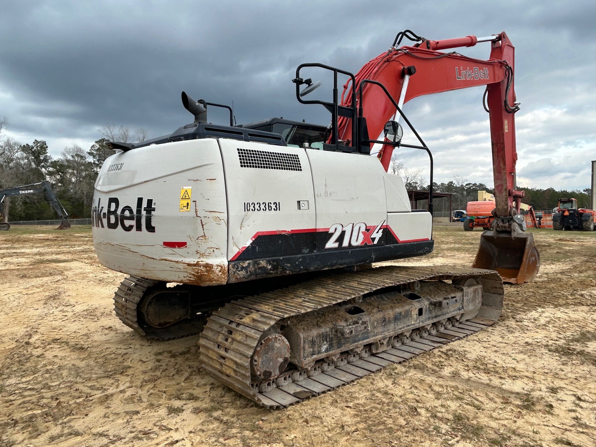 2021 Linkbelt 210 X4 Image 4