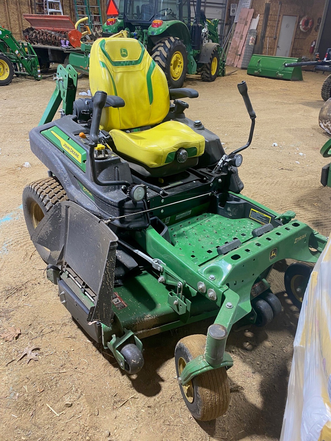 2023 John Deere Z970R Image 1